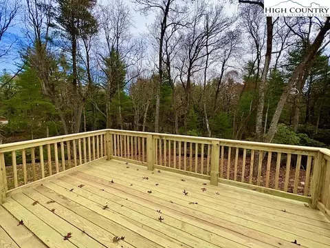 24 Kennington Way, Roaring Gap, NC 28668 photo 14