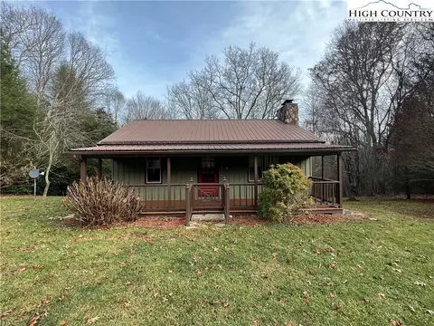350 Rings Rd, Fleetwood, NC 28626