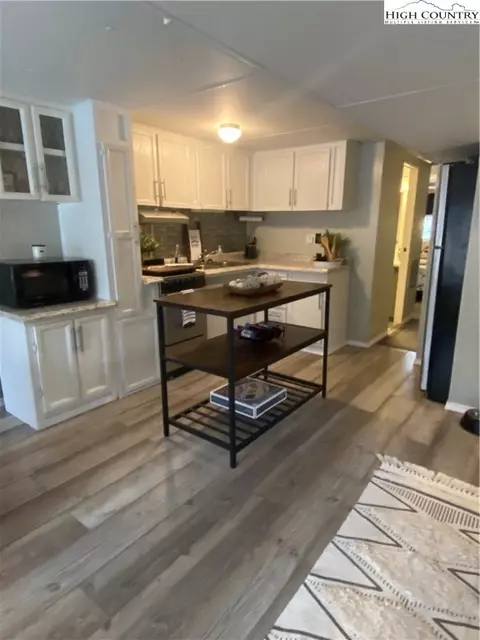 50 Jack Pine Loop, Newland, NC 28657 photo 6