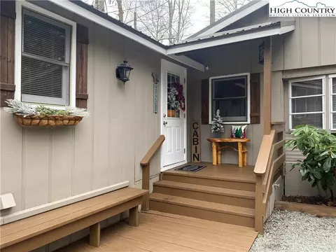 50 Jack Pine Loop, Newland, NC 28657 photo 2