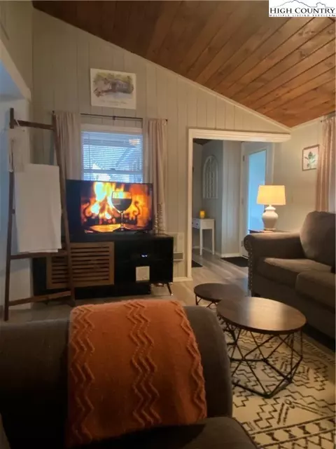 50 Jack Pine Loop, Newland, NC 28657 photo 5