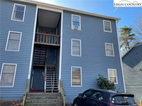 149 Woodpecker Ln #10, Boone, NC 28607