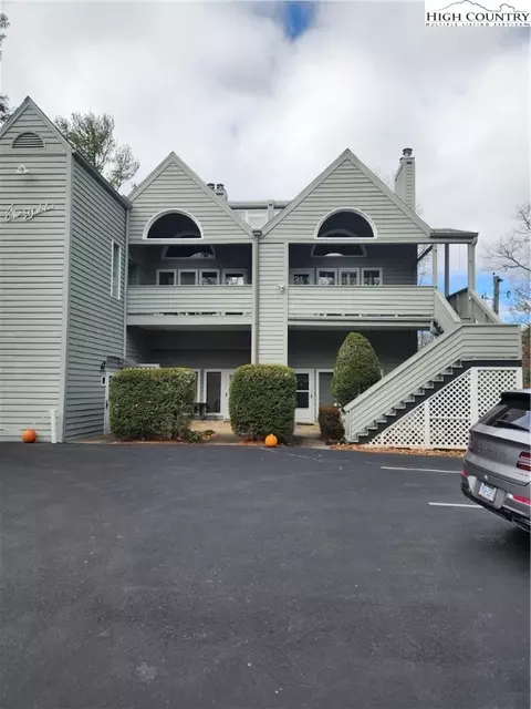 1304 Main St #6, Blowing Rock, NC 28605