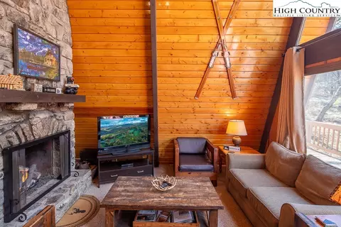 123 Skiway Cir, Beech Mountain, NC 28604 photo 13