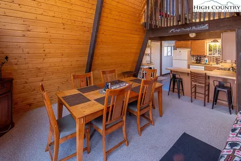 123 Skiway Cir, Beech Mountain, NC 28604 photo 11