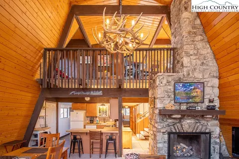 123 Skiway Cir, Beech Mountain, NC 28604 photo 9