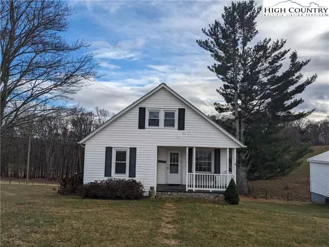 5134 Nc Highway 18 N, Sparta, NC 28675