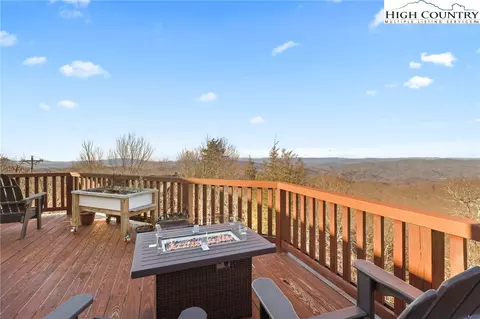 116 Pinnacle Ridge Rd, Beech Mountain, NC 28604 photo 3