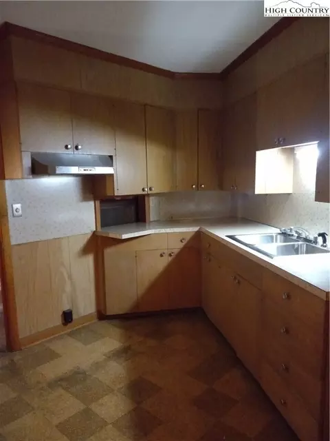 207 Skyview Dr, Boone, NC 28607 photo 8