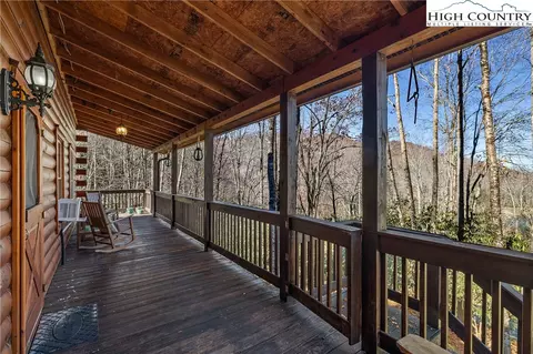 Exterior - 1461 Pine Rdg, Beech Mountain, NC 28604 photo 4 of 6