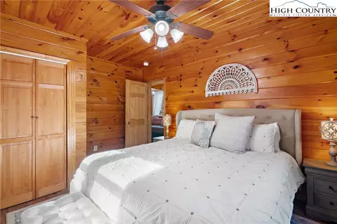 Bedroom - 1461 Pine Rdg, Beech Mountain, NC 28604 photo 2 of 6