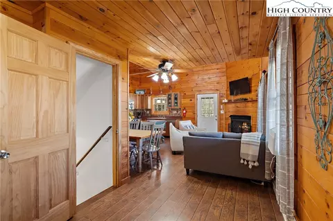 Living - 1461 Pine Rdg, Beech Mountain, NC 28604 photo 1 of 8