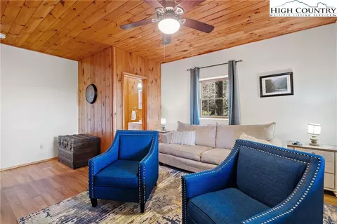 Living - 1461 Pine Rdg, Beech Mountain, NC 28604 photo 8 of 8