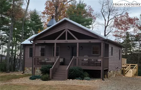 268 Bulltown Dr, Purlear, NC 28665