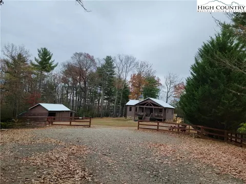 268 Bulltown Dr, Purlear, NC 28665 photo 24
