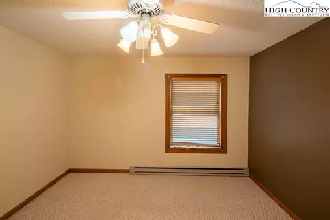 105 Greenbriar Rd, Beech Mountain, NC 28604 photo 10