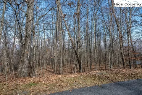 25 Adirondack Drive # r, Boone, NC 28607