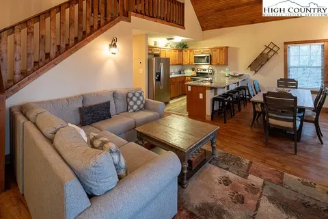 117 Slopeside Rd, Beech Mountain, NC 28604 photo 8
