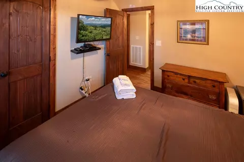 117 Slopeside Rd, Beech Mountain, NC 28604 photo 16