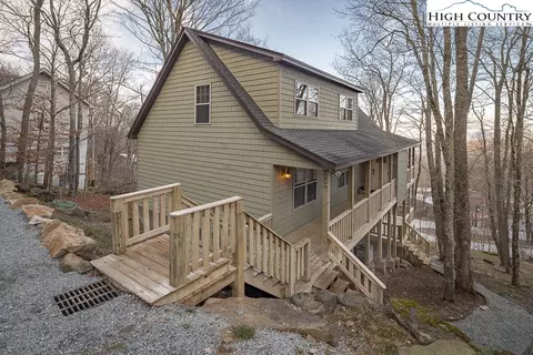 117 Slopeside Rd, Beech Mountain, NC 28604 photo 3