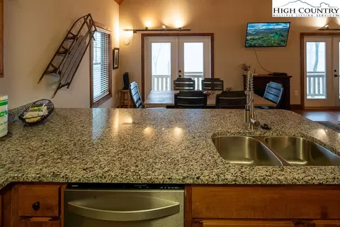 117 Slopeside Rd, Beech Mountain, NC 28604 photo 14