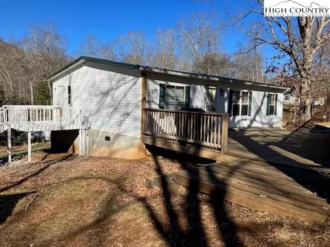 306 Betsy Dr, Todd, NC 28684