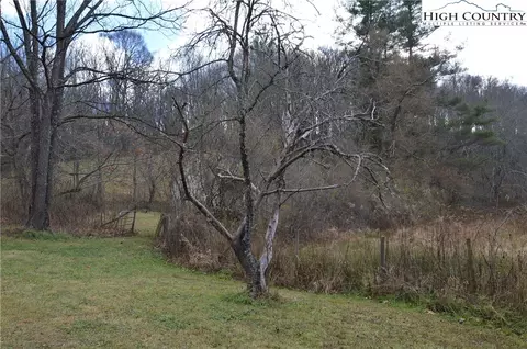 3774 Us Hwy21 N, Sparta, NC 28675