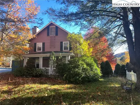 407 Main St #28604, Banner Elk, NC 28604