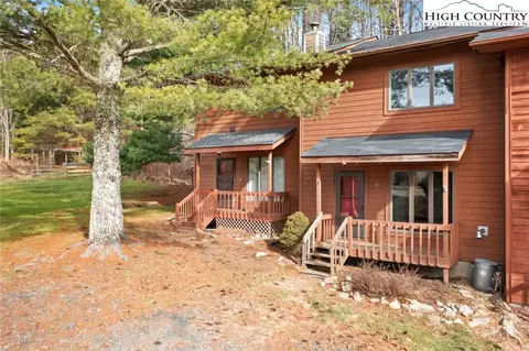 115 Brookview Ln #3, Banner Elk, NC 28604