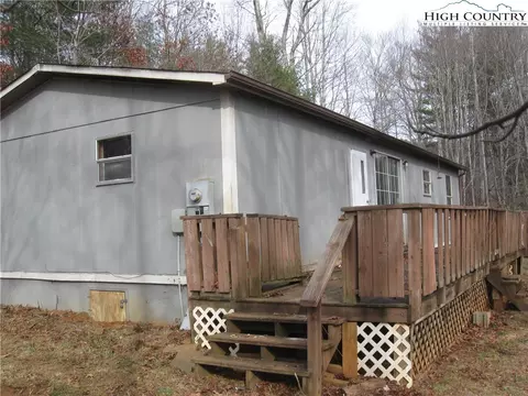 3507 Big Flats Church Rd, Fleetwood, NC 28626