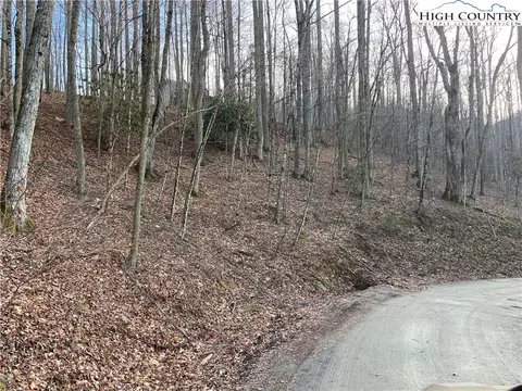 3 Lots Woodland Hills Dr, Elk Park, NC 28622