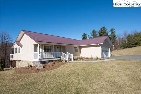 125 Abbie Trl, West Jefferson, NC 28694