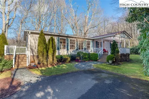 2105 Poplar Grove Rd, Boone, NC 28607