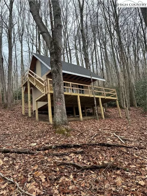 Tbd Rhoneys View Road, Newland, NC 28657