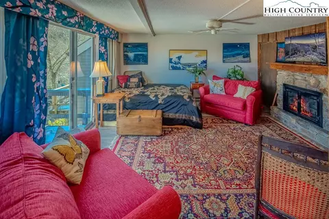 237 Briarcliff Rd #H-37, Sugar Mountain, NC 28604 photo 2