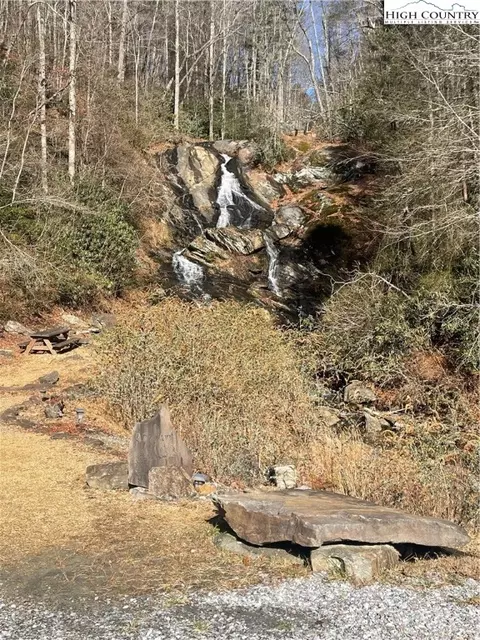 Lot 34 Doe Run, Purlear, NC 28665 photo 18
