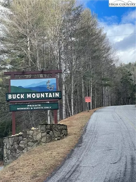 Lot 34 Doe Run, Purlear, NC 28665 photo 2