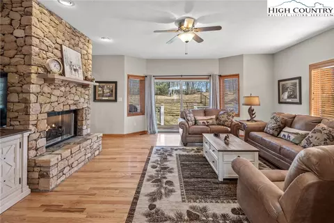 Living - 970 Algonquin Dr, Boone, NC 28607 photo 3 of 6