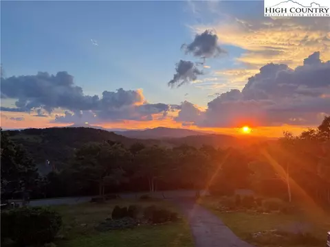 View/Area - 970 Algonquin Dr, Boone, NC 28607 photo 9 of 10