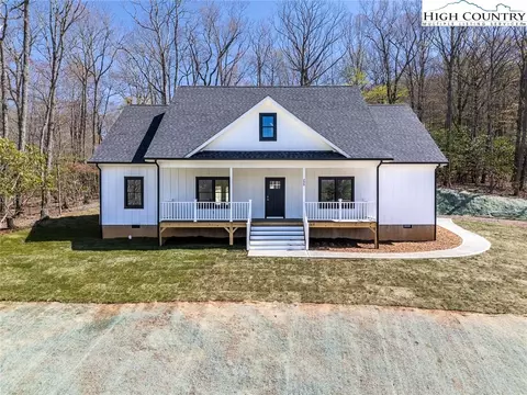 299 Laurel Ln, Jefferson, NC 28640
