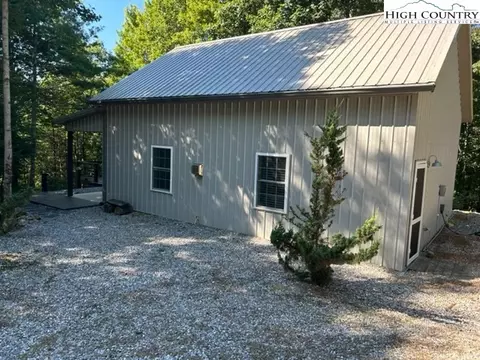 639 Clear Branch Dr, Millers Creek, NC 28651