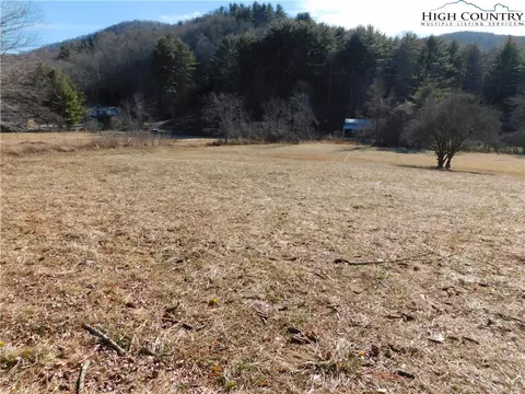 2565 Threemile Hwy, Newland, NC 28657