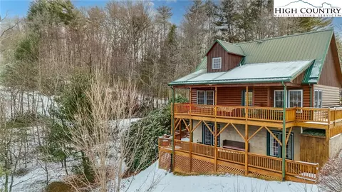1099 Green Meadows Dr, Todd, NC 28684