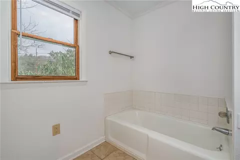 217 Highland Ave, Boone, NC 28607 photo 20