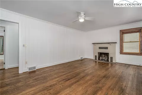 217 Highland Ave, Boone, NC 28607 photo 7