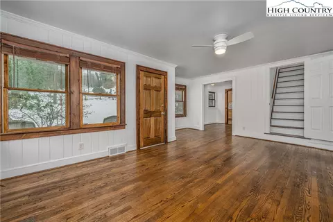 217 Highland Ave, Boone, NC 28607 photo 8