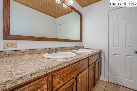 217 Highland Ave, Boone, NC 28607 photo 19