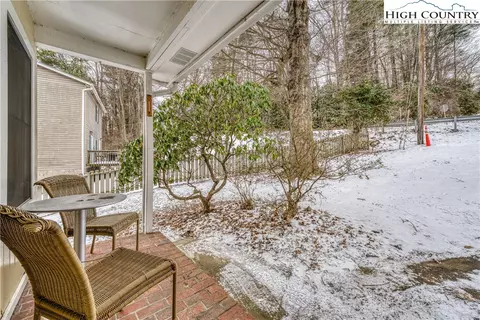 217 Highland Ave, Boone, NC 28607 photo 5