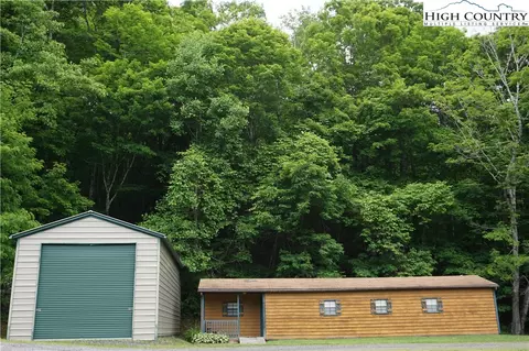 870 E Mill Creek Rd, Fleetwood, NC 28626