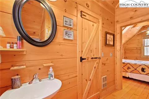 116 Poplar Dr, Beech Mountain, NC 28604 photo 25